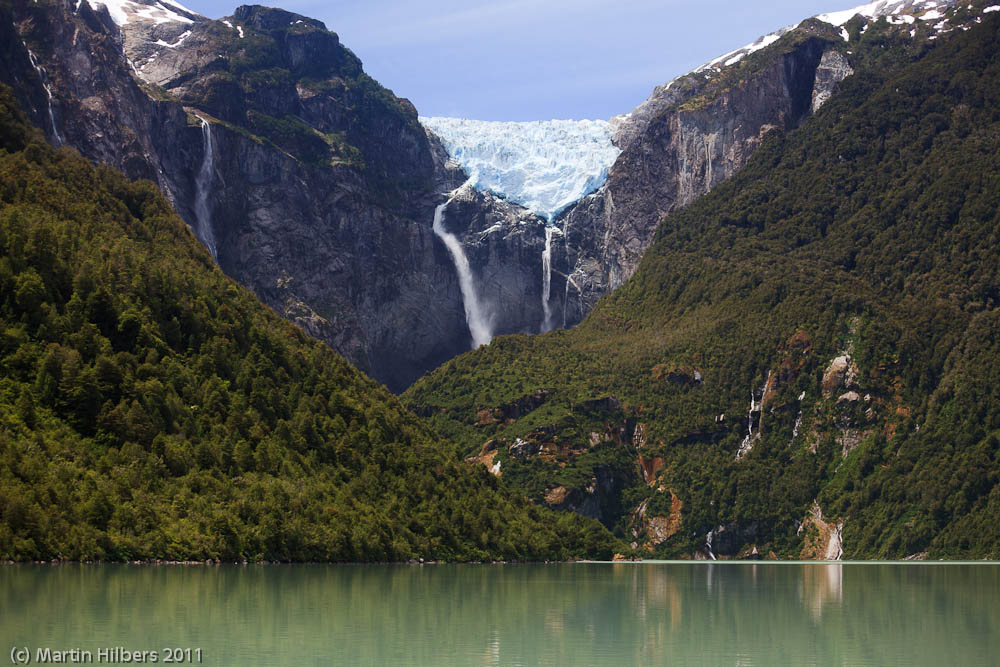Carretera Austral: 06/01 Rio Cisnes - near Puerto Ouyuhuapi / Ventisquero Colgante. Click to see full size image