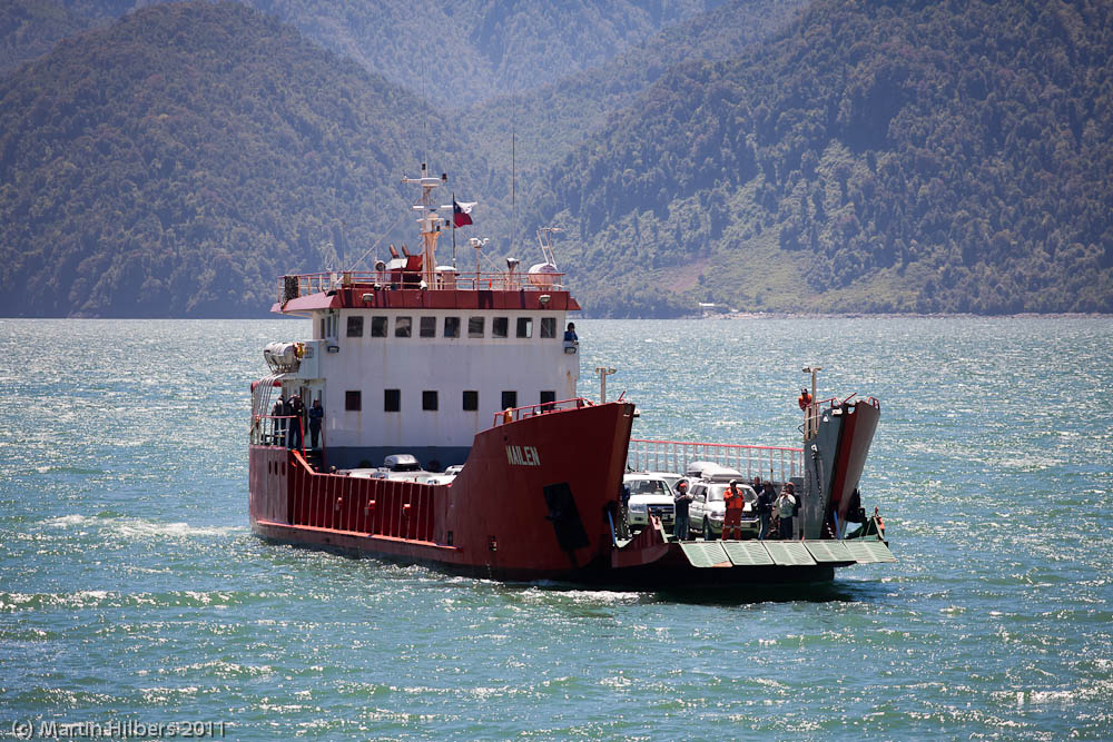 Carretera Austral: 09/01 Chaiten - Caleta Gonzalo / Caleta Gonzalo - Hornopiren ferry. Click to see full size image