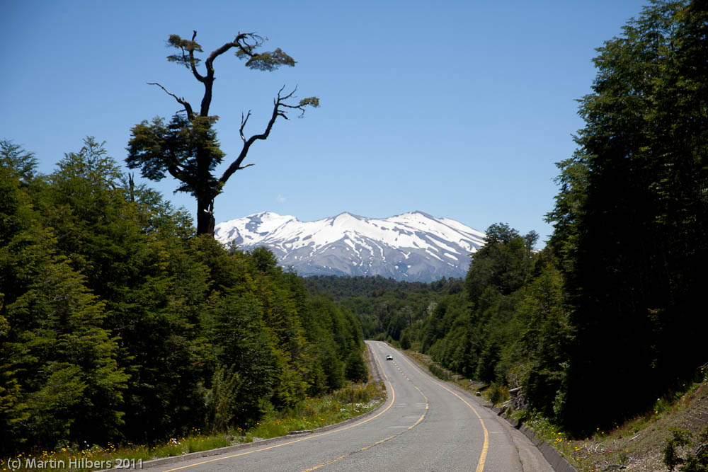 Carretera Austral: 14/01 Villa Agostura - Entre Lagos / Puyehue Volcano. Click to see full size image