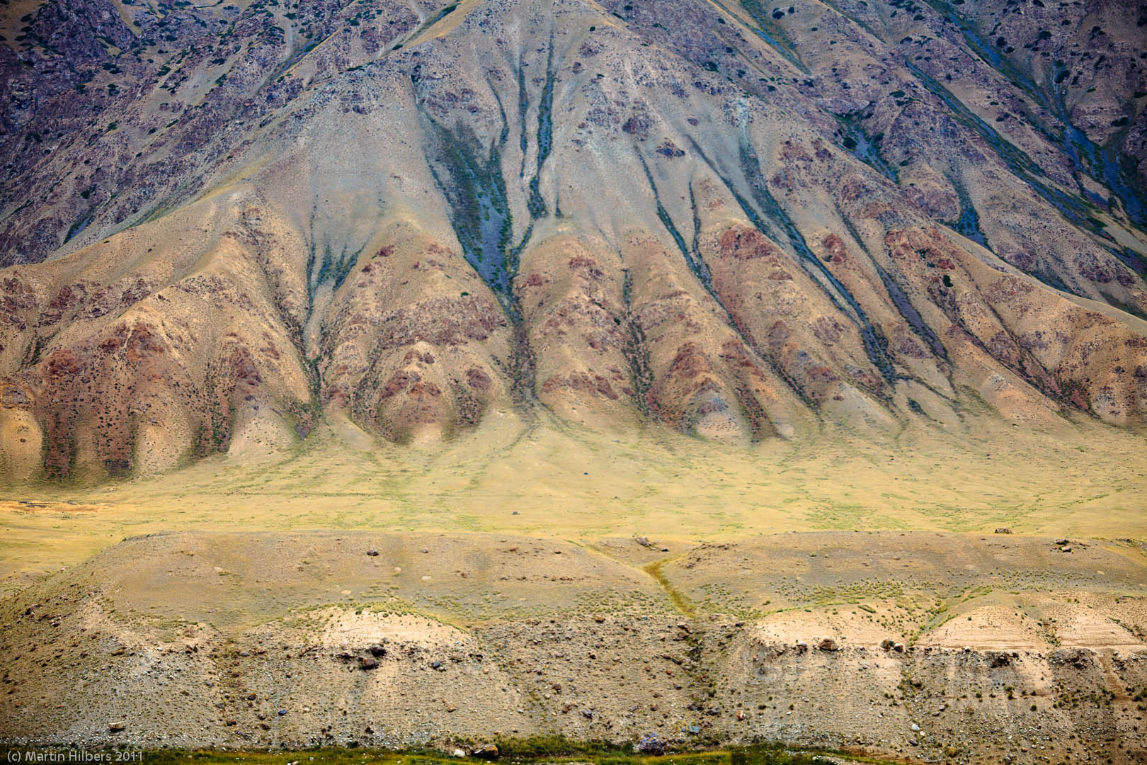 Kyrgyzstan: 27/8 Jeluu Suu - Eki Naryn / Naryn Gorge - Mountain Detail. Click to see full size image