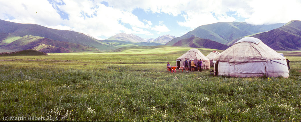 Kyrgyzstan: 28/06 Kochkor - Yurt camp near Tuura Su / Yurt camp near Temir Rabat. Click to see full size image