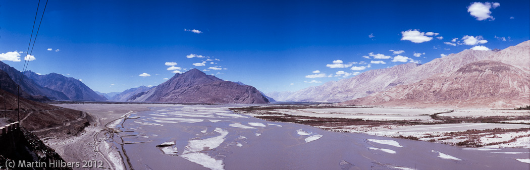 Ladakh: 1/9 Khalsar - Hunder vv / Shyok and Nubra junction. Click to see full size image