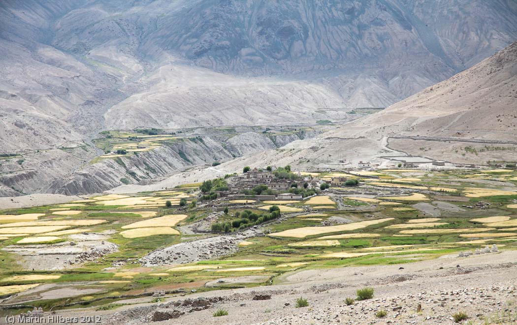 Ladakh: 2/9 Khardung La / Khardung village. Click to see full size image