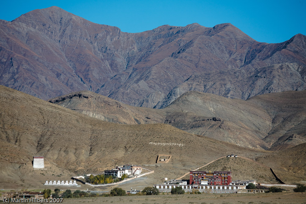 Lhasa Kathmandu : Shigatze - Reso / Gangchen Gompa. Click to see full size image