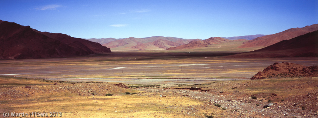 Mongolia: 13/6 Erdenetsogt - Bayankhongor / Tuy Gol valley. Click to see full size image