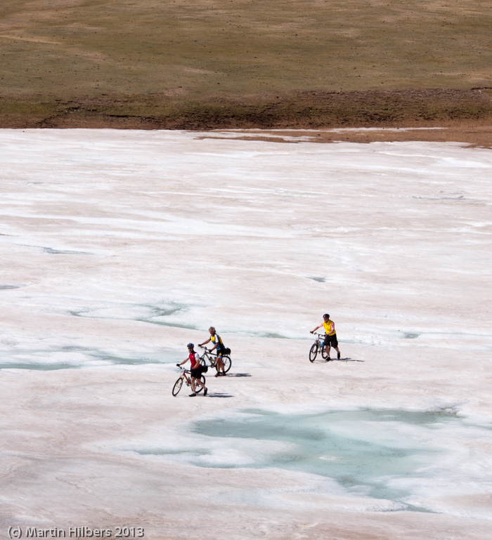 Mongolia: 12/6 Khangai Mountains Pass - Erdenetsogt / Fun on a frozen lake. Click to see full size image