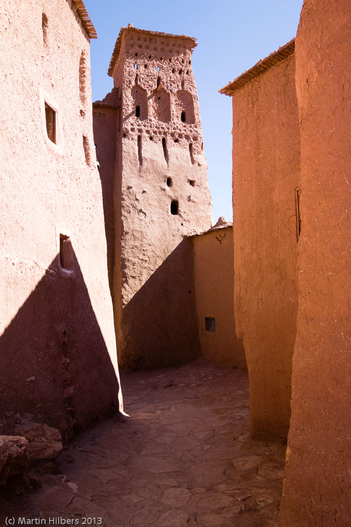 Morocco High Atlas and Jebel Sahro: 26/3 Telouet - Ait be Haddou / In Ait ben Haddou. Click to see full size image