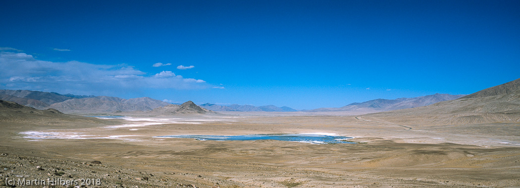 Pamirs : Khargush - Buzun Kul / view to Saysk Kul and Tud Kul. Click to see full size image