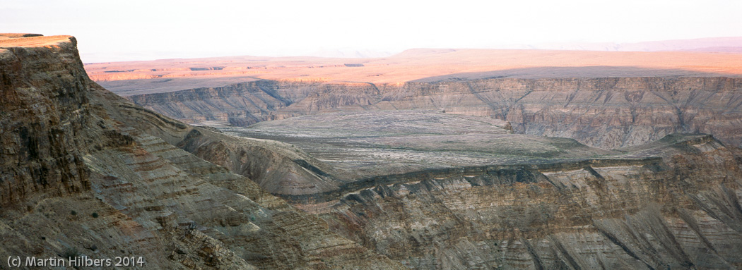 Victoria Falls - Cape Town: 1/6 Hobas Camp - Ai Ais / Fish River Canyon. Click to see full size image